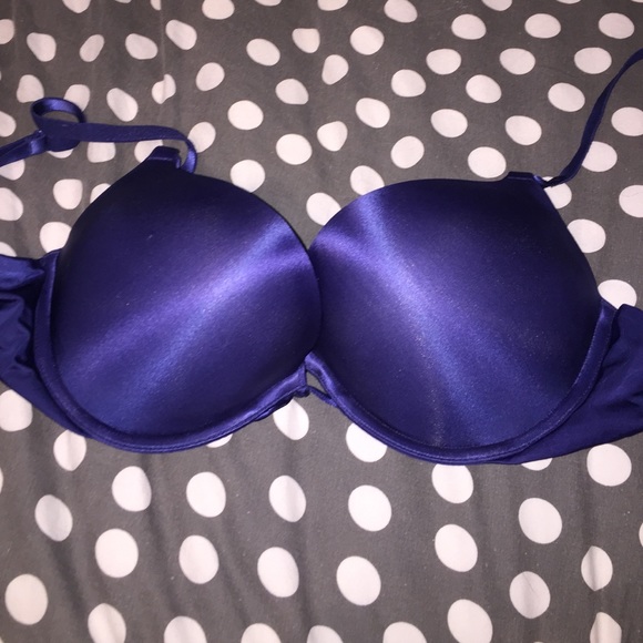 Victoria Secret 36C Miraculous Plunge