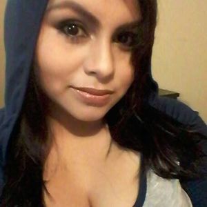 Meet your Posher, Alma