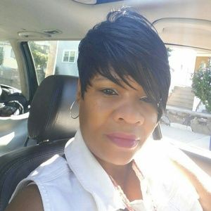 Meet your Posher, Kim