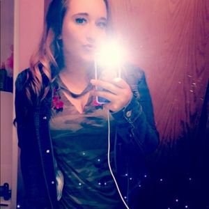Meet your Posher, Kaitlyn