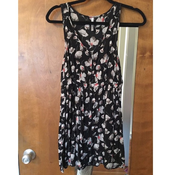 RVCA floral dress with front zipper - Picture 1 of 1
