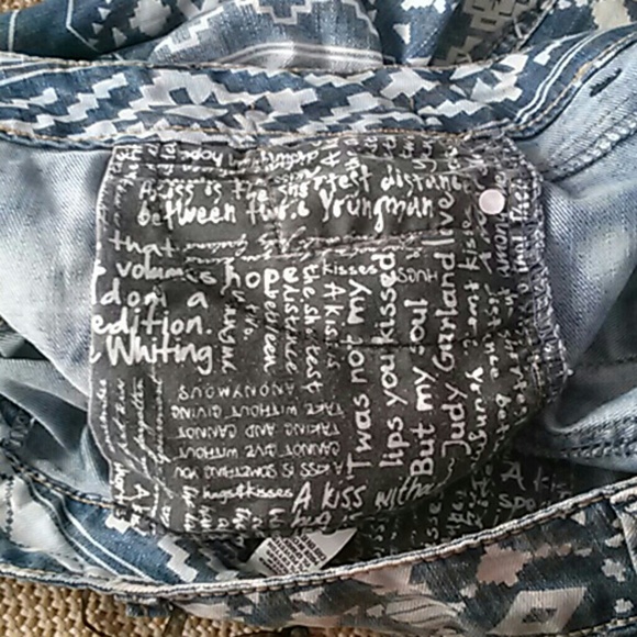 Patterned jeans - Picture 3 of 3