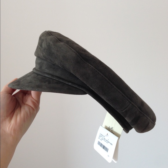 NEW Hermes hadriana navy hat