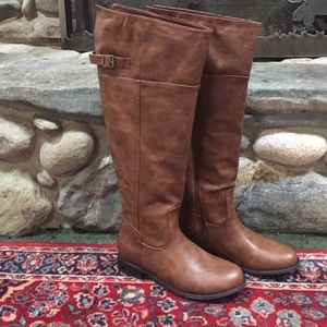 Brand NEW, never been worn knee high boots