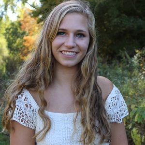 Meet your Posher, Lauren