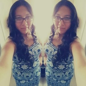 Meet your Posher, Alma