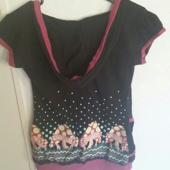 Super cute mushroom top