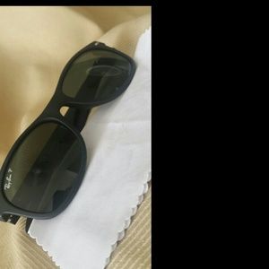 Raybans sunglass