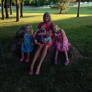 Meet your Posher, Alana