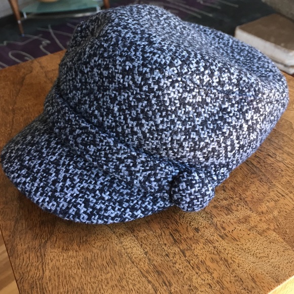 Tweed hat