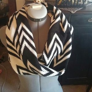 Black and White Knit Infinity Scarf
