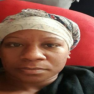 Meet your Posher, Vikkia