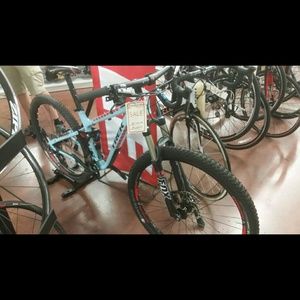 Meet your Posher, Edgar