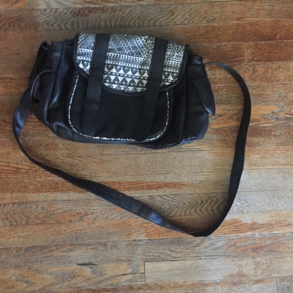 Black & white tribal duffle bag