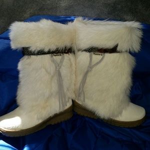 Winter White Bear Paw Boots