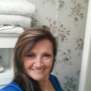 Meet your Posher, Regina