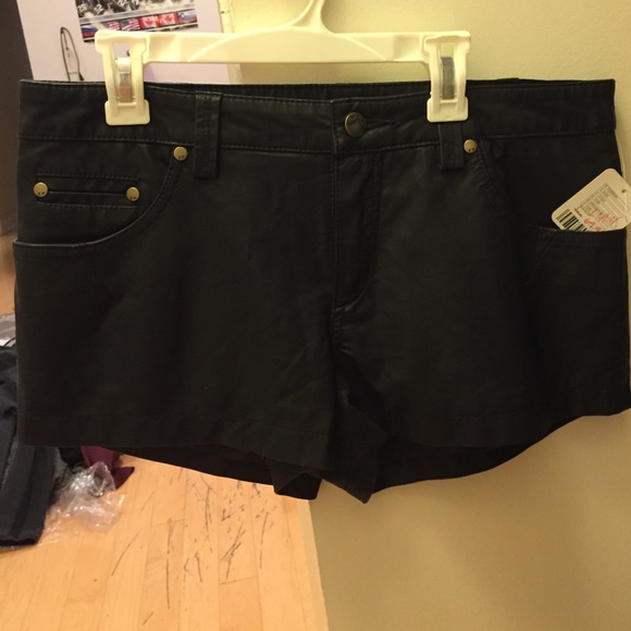 LEATHER FREE PEOPLE SHORTS