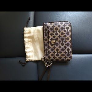 Like new coach wristlet.