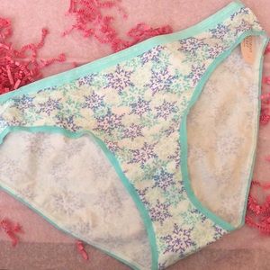 ❄️❄️ LARGE NWT VS cotton lingerie bikini