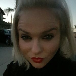 Meet your Posher, Jordyn