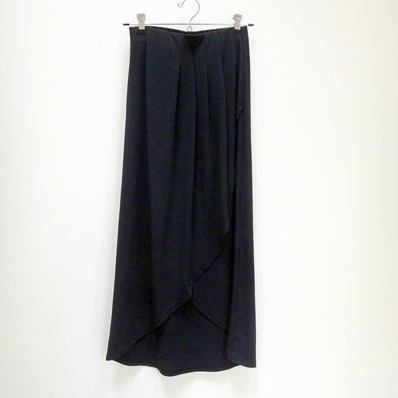 🎉HP 🎉ASOS Black Midi A-line Wrap Skirt