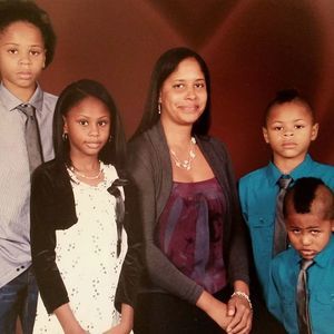 Meet your Posher, Smile