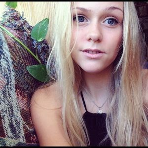 Meet your Posher, Tina