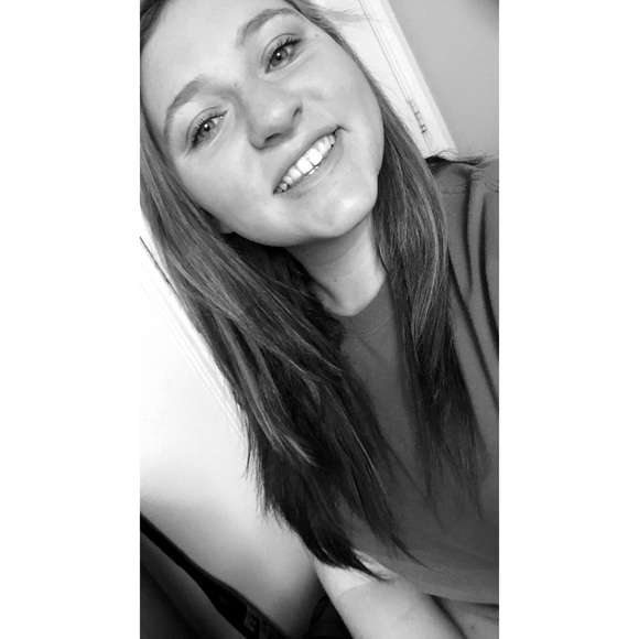 Meet your Posher, Mckenzie