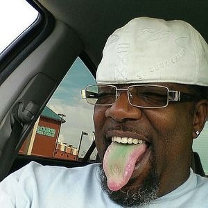 Meet your Posher, Antonio r.