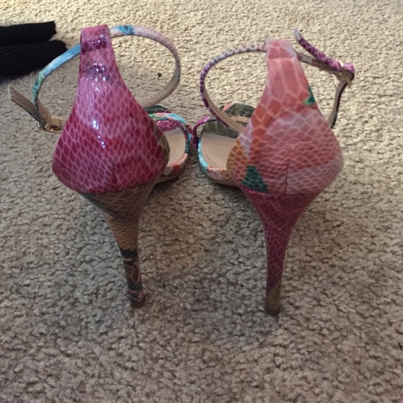 Steve Madden Pumps - Picture 3 of 4