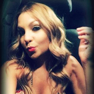 Meet your Posher, Giannina