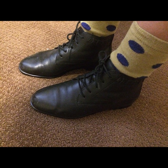 Black booties - Picture 2 of 3