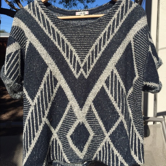 F21 tribal top