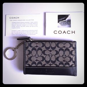 Coach Signature Collection Coin / Cardholder