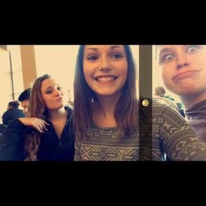 Meet your Posher, Danielle