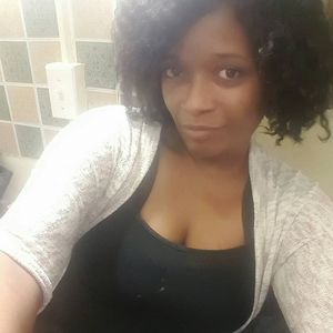 Meet your Posher, Latisha