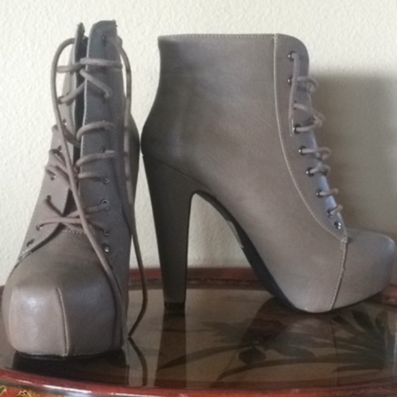 Faux leather heeled lace up booties