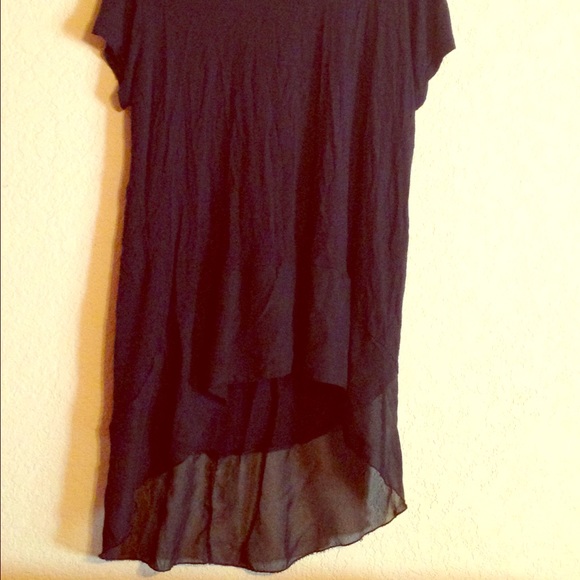 Very long and lightweight blouse