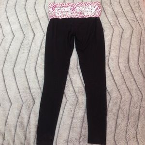 BUNDLE!! 3 Victoria's Secret leggings!