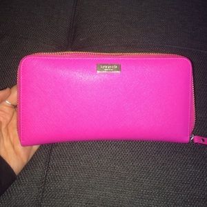 Kate Spade - hot pink wallet