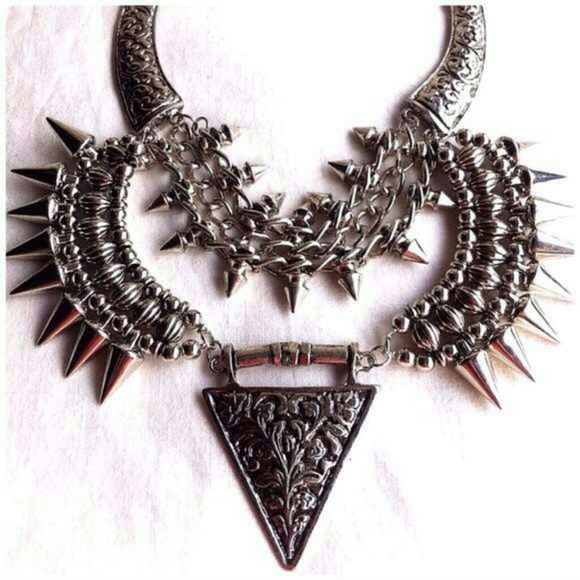 Jewelry | Spiked Rocker Statement Necklace - Picture 2 of 4