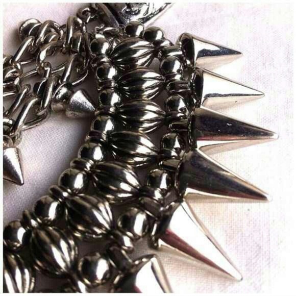 Jewelry | Spiked Rocker Statement Necklace - Picture 4 of 4