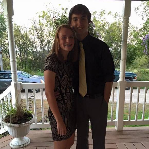 Meet your Posher, Stephanie - Picture 1 of 1