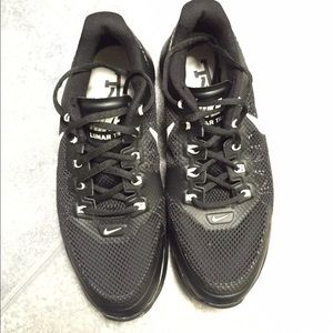 Nike Lunar TR 1s. Men's 8. Black shoe/white swoosh