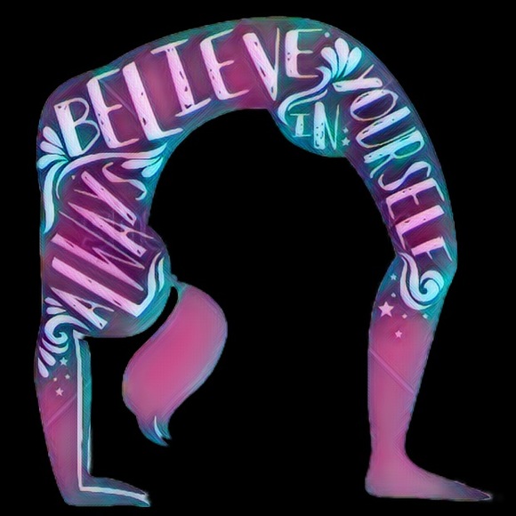 Meet your Posher, Elsa - Picture 2 of 3