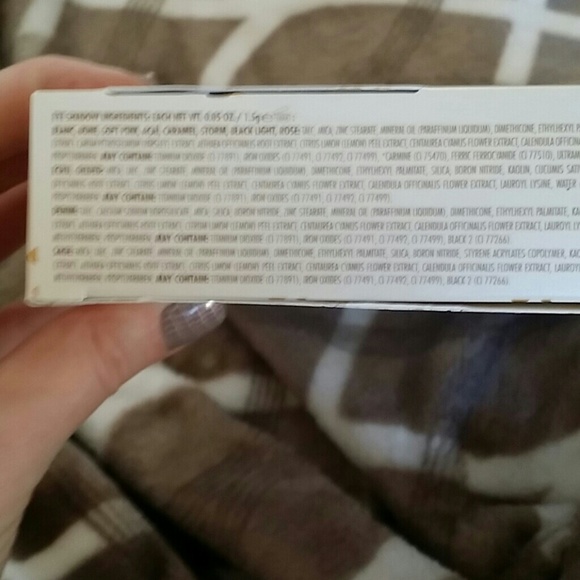 Limited edition Lorac eye shadow collection - Picture 4 of 4