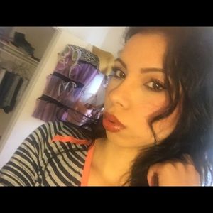 Meet your Posher, Salma