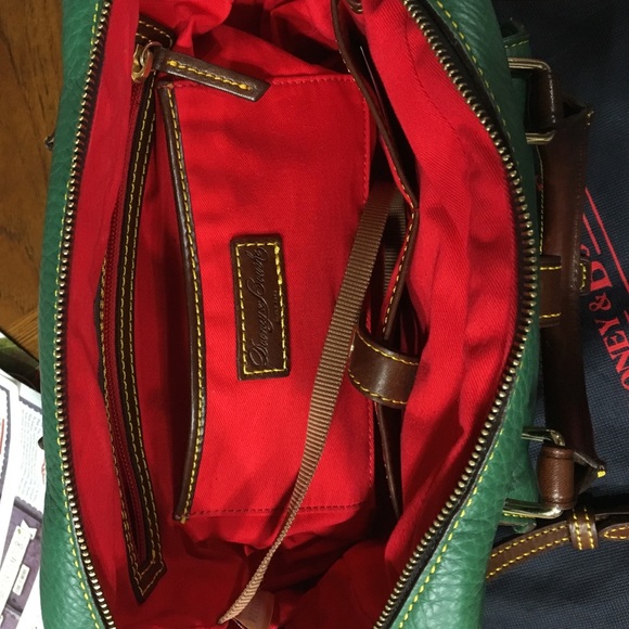 ❌SOLD❌🎀Dooney & Bourke samba satchel - Picture 2 of 4