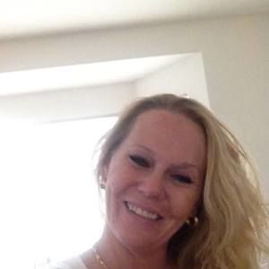 Meet your Posher, Dayna