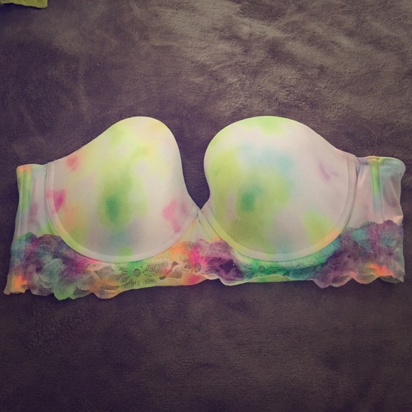 PINK strapless bra 36D.